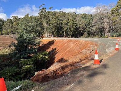 horseshoe bend earthworks
